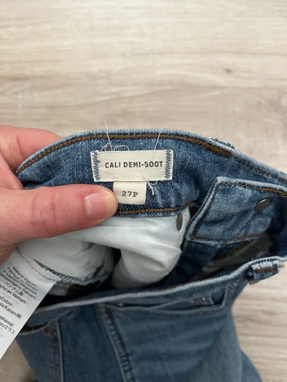 Madewell Women’s Cali Demi-Boot Jeans in Comfort Stretch Eco Edition - Size 27P - Picture 5 of 9